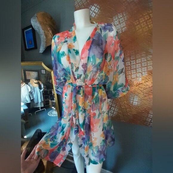 Vintage Floral Sheer Kimono Robe - Picture 8 of 14